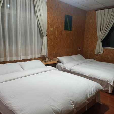 十畝田山莊會館 Otel Chishang Dış mekan fotoğraf