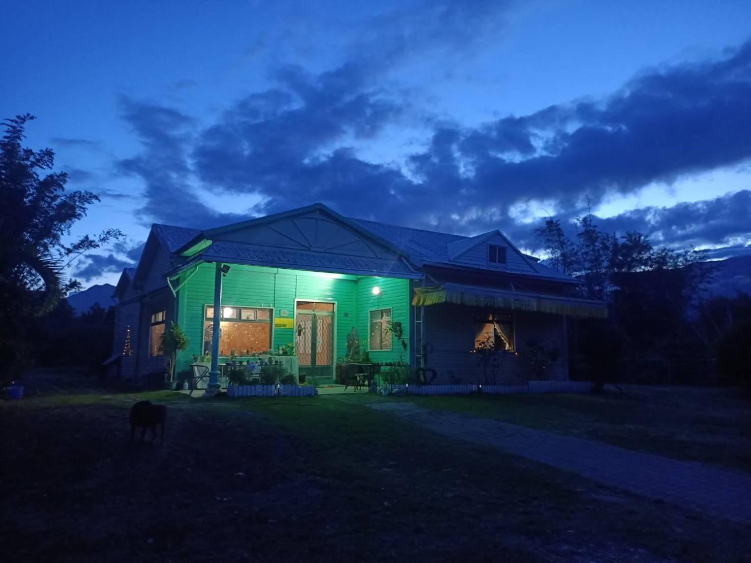 十畝田山莊會館 Otel Chishang Dış mekan fotoğraf